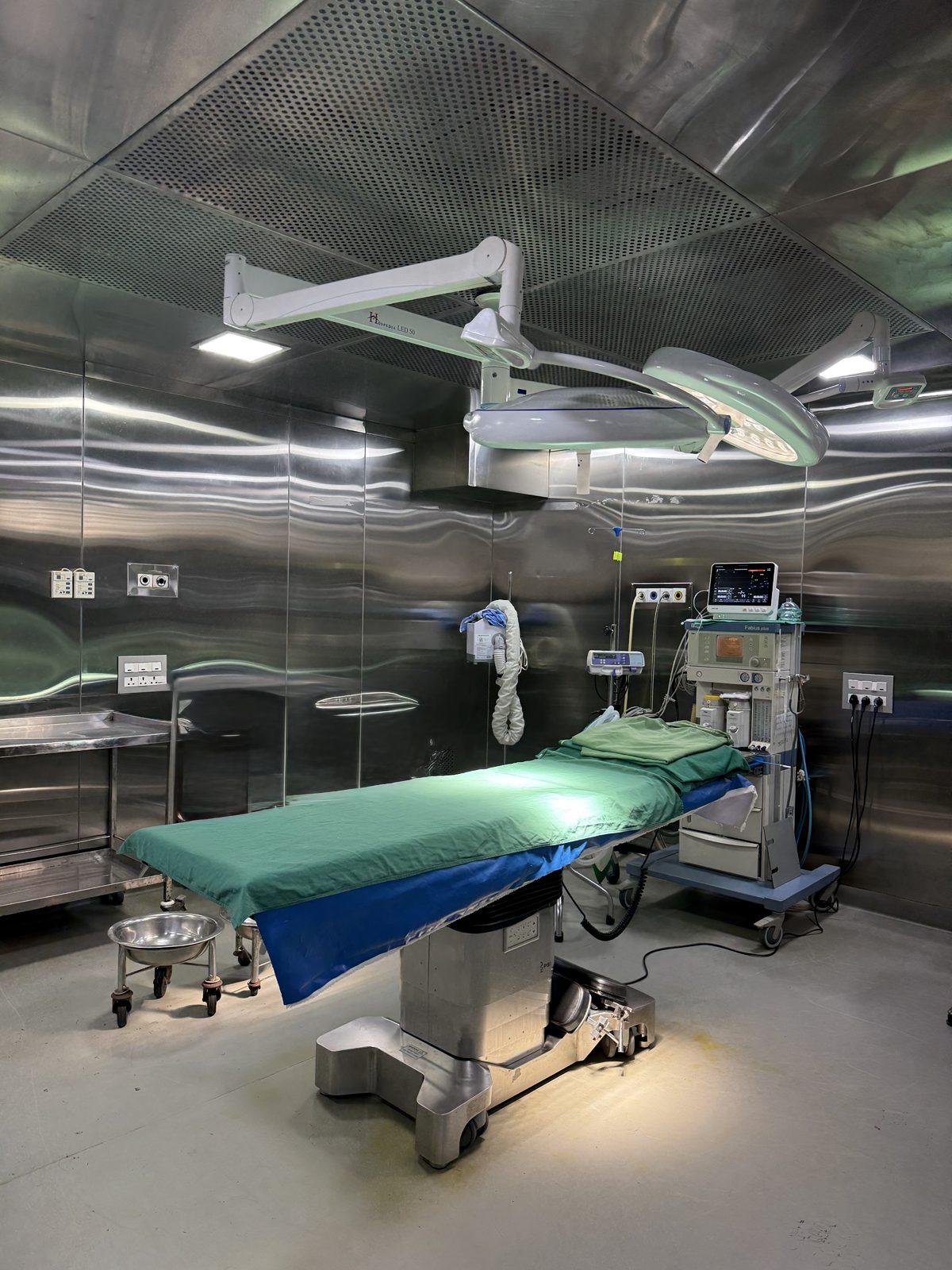 Operation theatre lighting